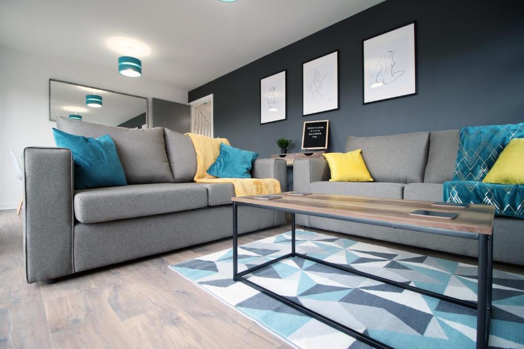 DELFT - Spacious Home, High Speed Wi-Fi, Free Parking, Terrace