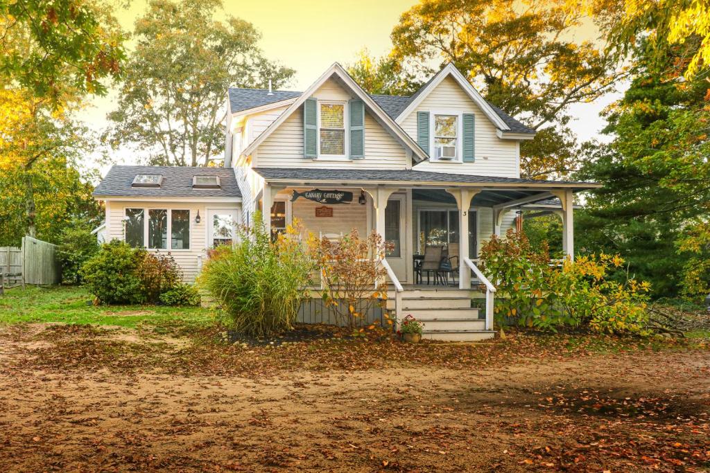 Canary Cottage
