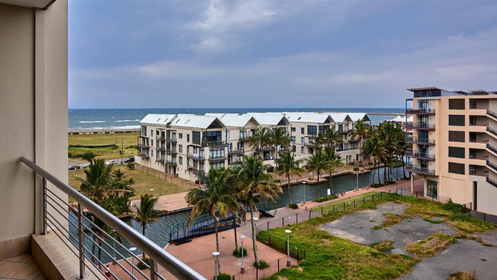 SEA VIEW Apartment - Point Waterfront - 2 Sleeper - Near MSC Passenger Terminal