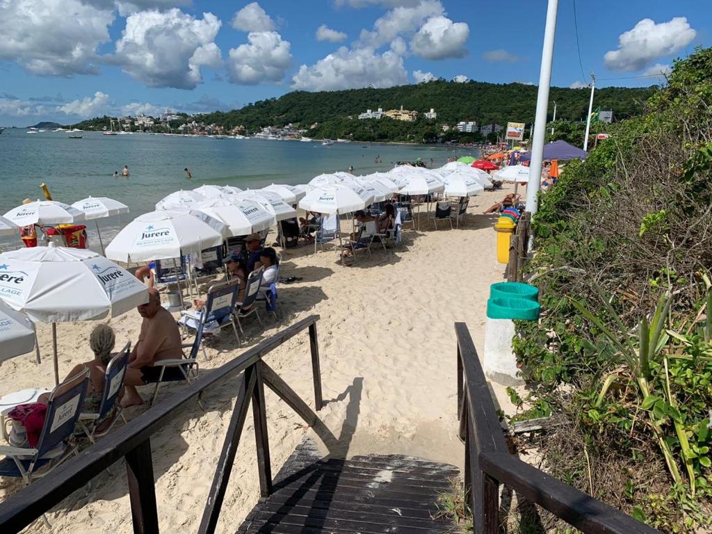 Jurerê Beach Village - Flat na Praia