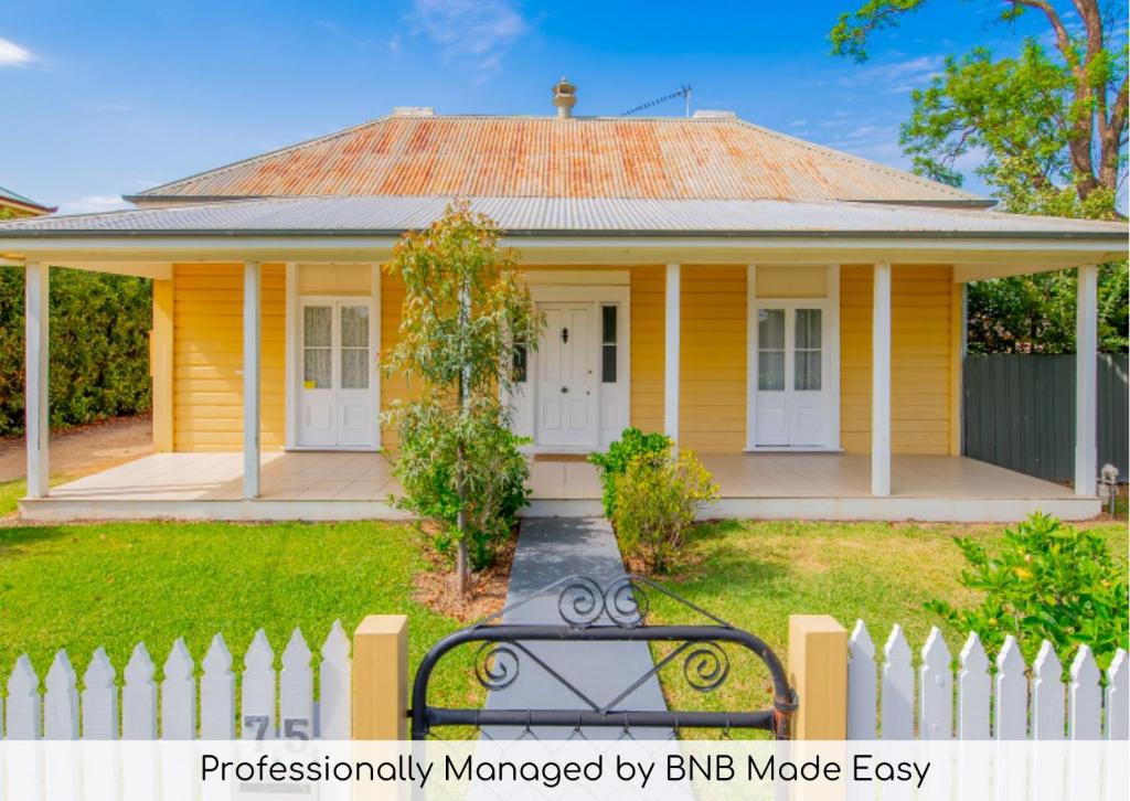 Bultje Cottage - Walk to CBD, Pet Friendly