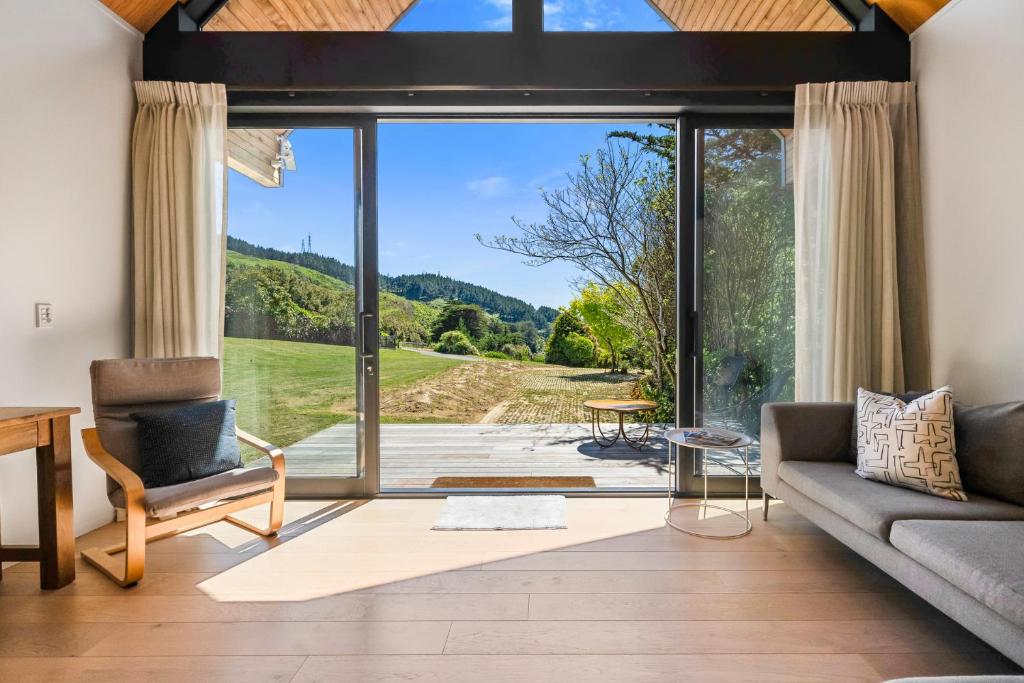 The Cabin - Wellington Holiday Home