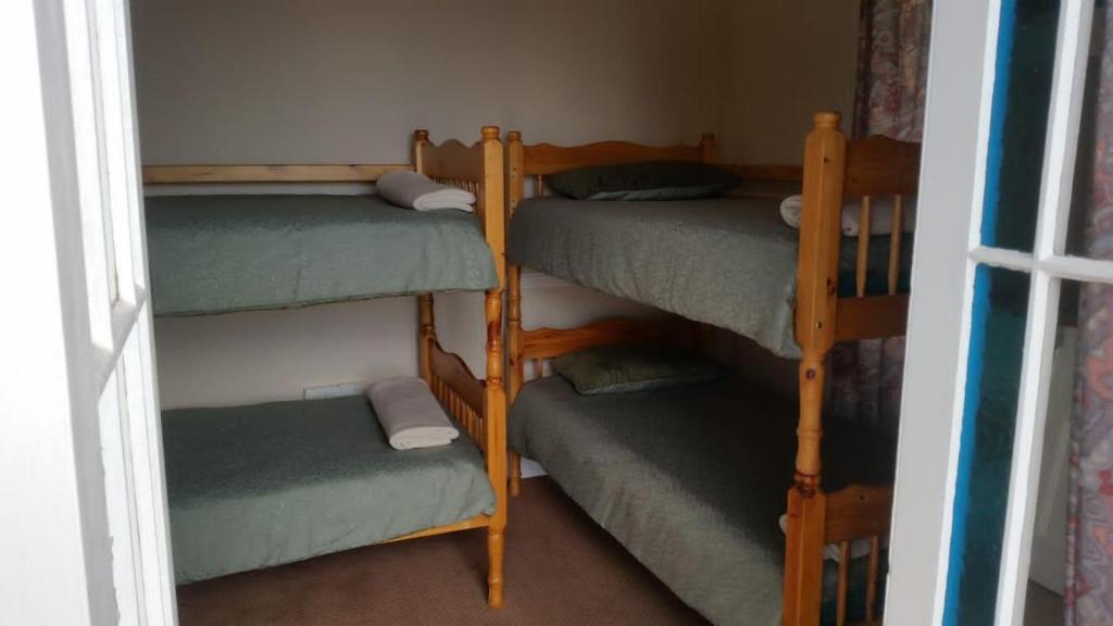 Twin Palms Accommodations