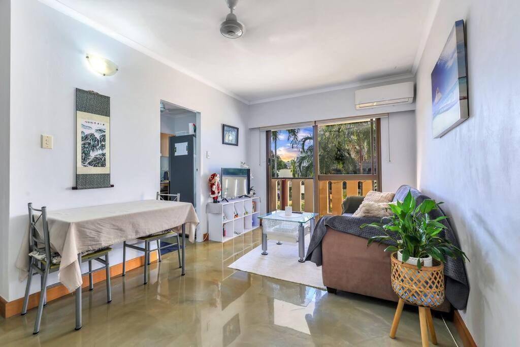 Joyful Esplanade City Stay