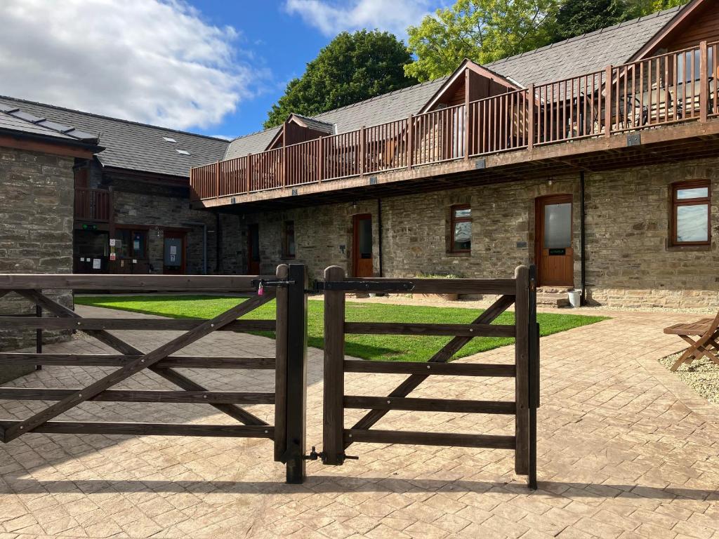 Vale Farm Cottages
