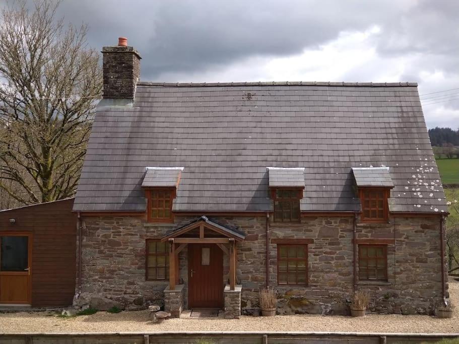 Wern Ddu, Defynnog - Brecon Beacons