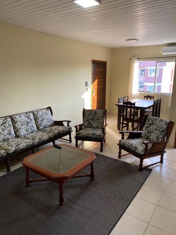 Residencial Karine - Apartamento 102