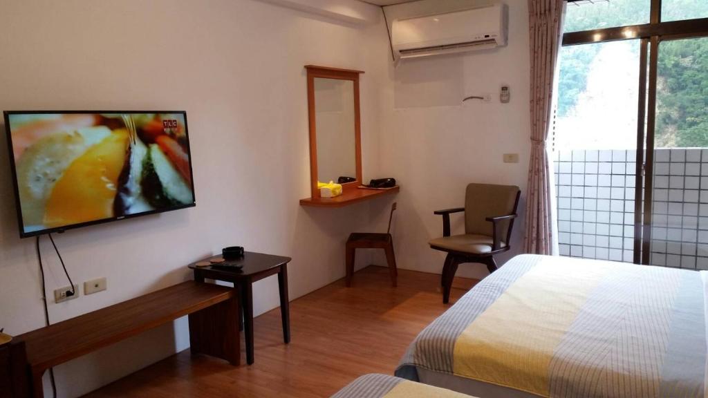 Zhiben Hot Spring Hsiao Hotel