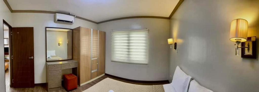 Ben's Condotel