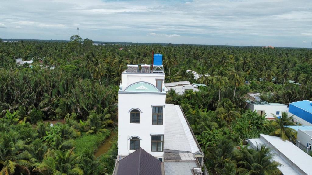 Khách sạn Vinhomes Huỳnh