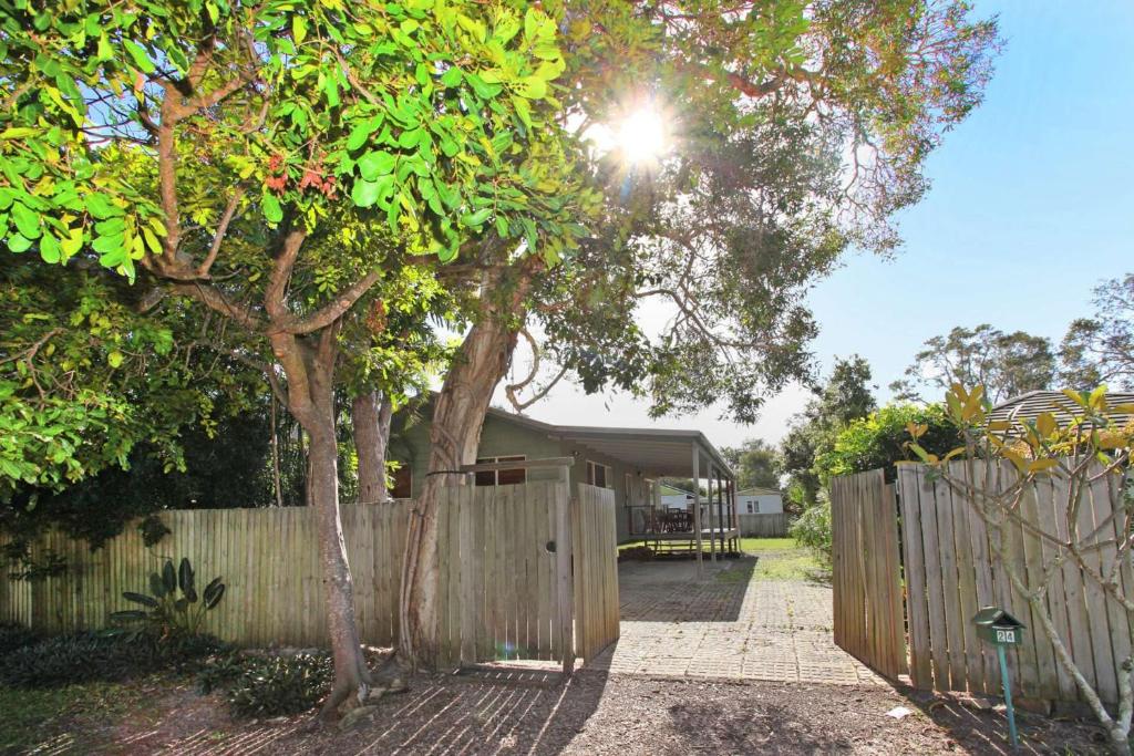 24 Sundew Street