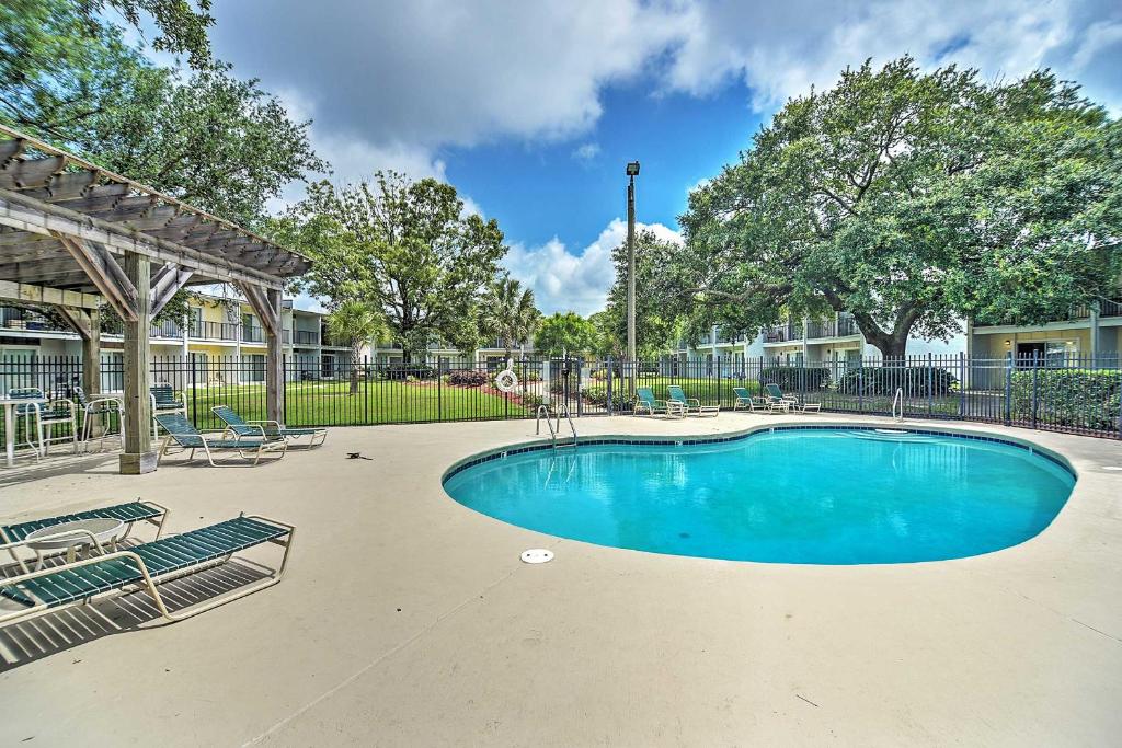 Ocean Springs Condo in Waterfront Resort!