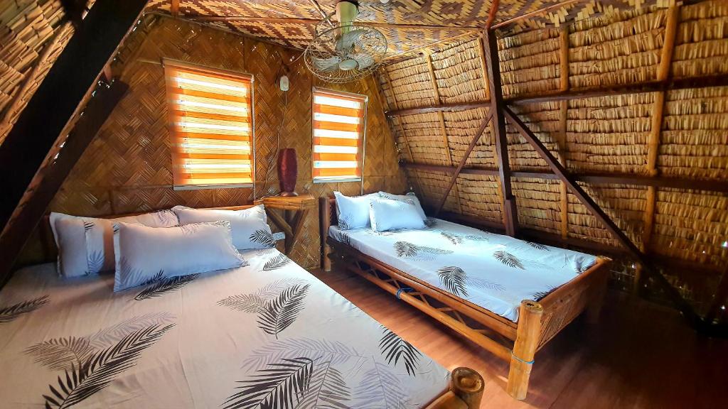Calatagan's Bahay Kubo - with Beach Access