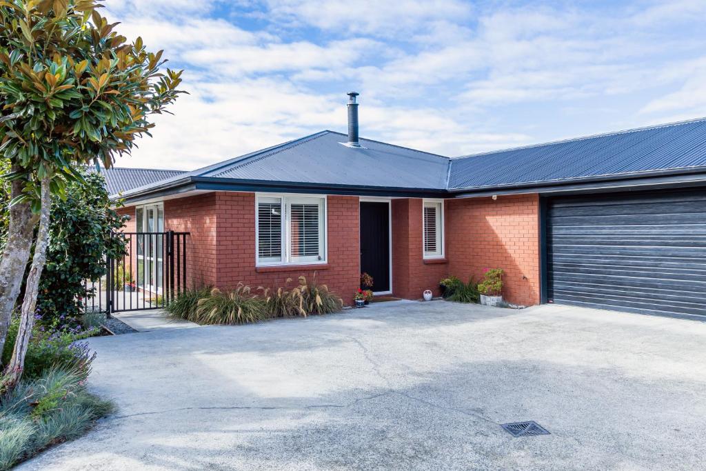Contemporary Methven Abode