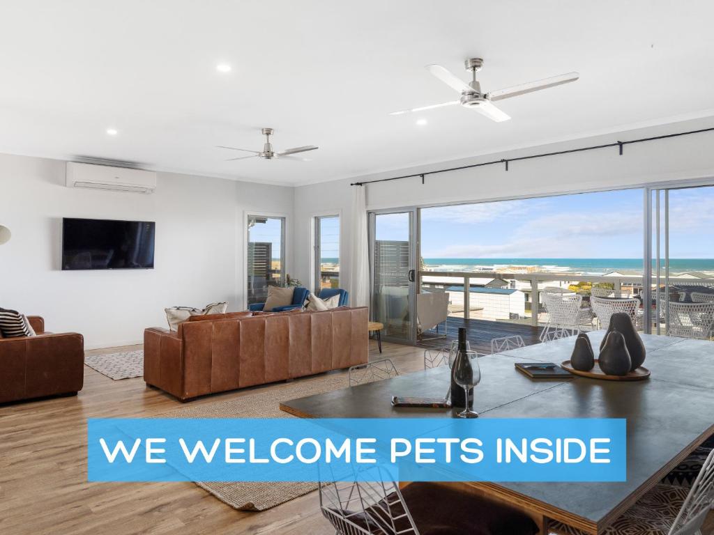 Ultimate in Middleton Coastal Style with Views Sleeps 10