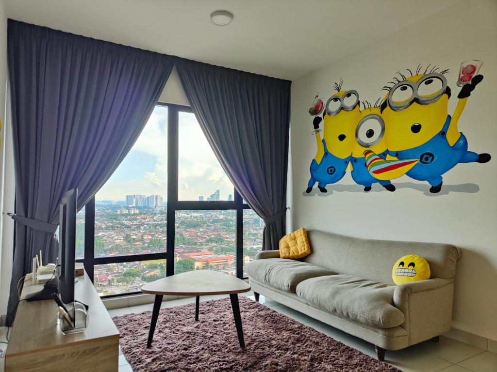 2BR WIFI, Mid Valley, Mosaic Southkey, 5-6 pax, 7 mins to CIQ