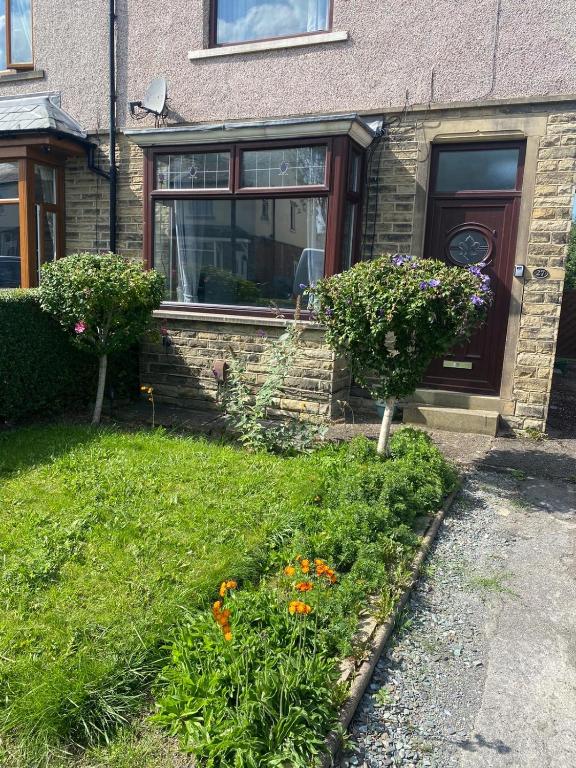 Huddersfield 2 bedroom house