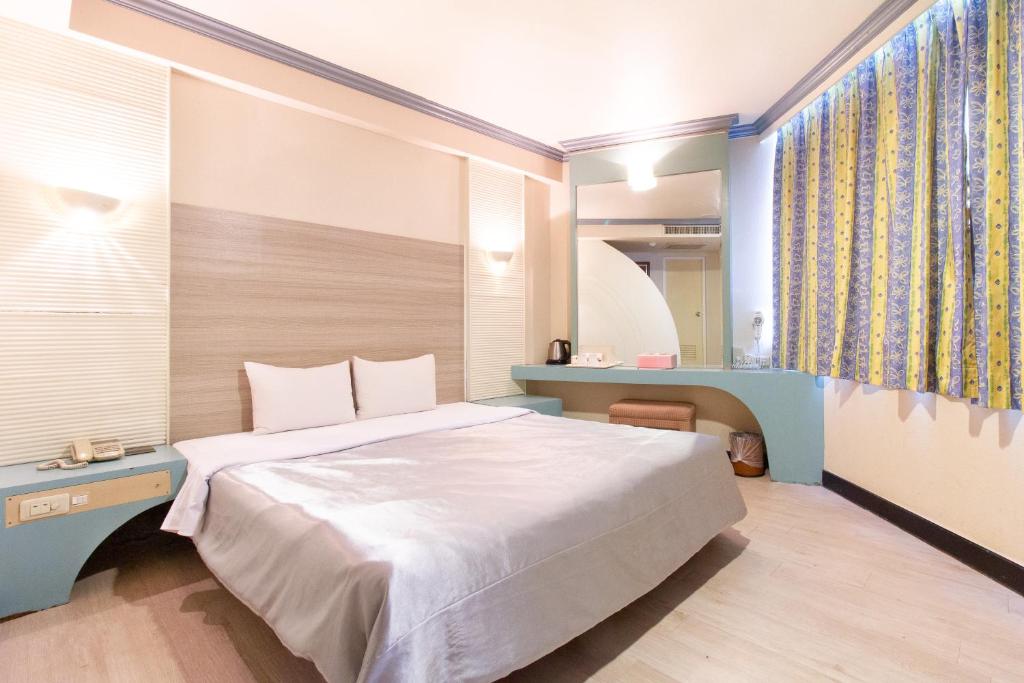Hwa Nan Hotel