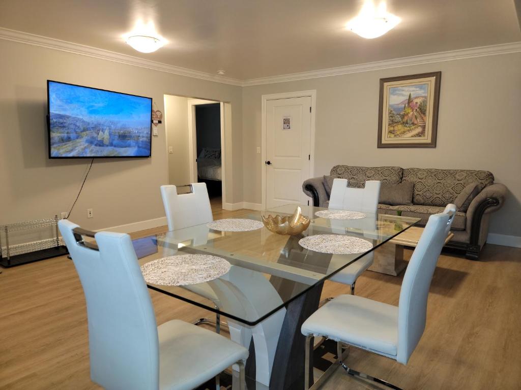 Oscar INN & 2bd Family Suite Separate Entry With Kitchen