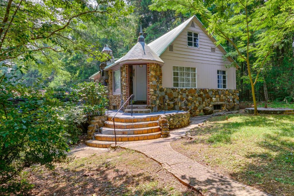 Salisbury Cottage about 2 Mi to the Polar Express!