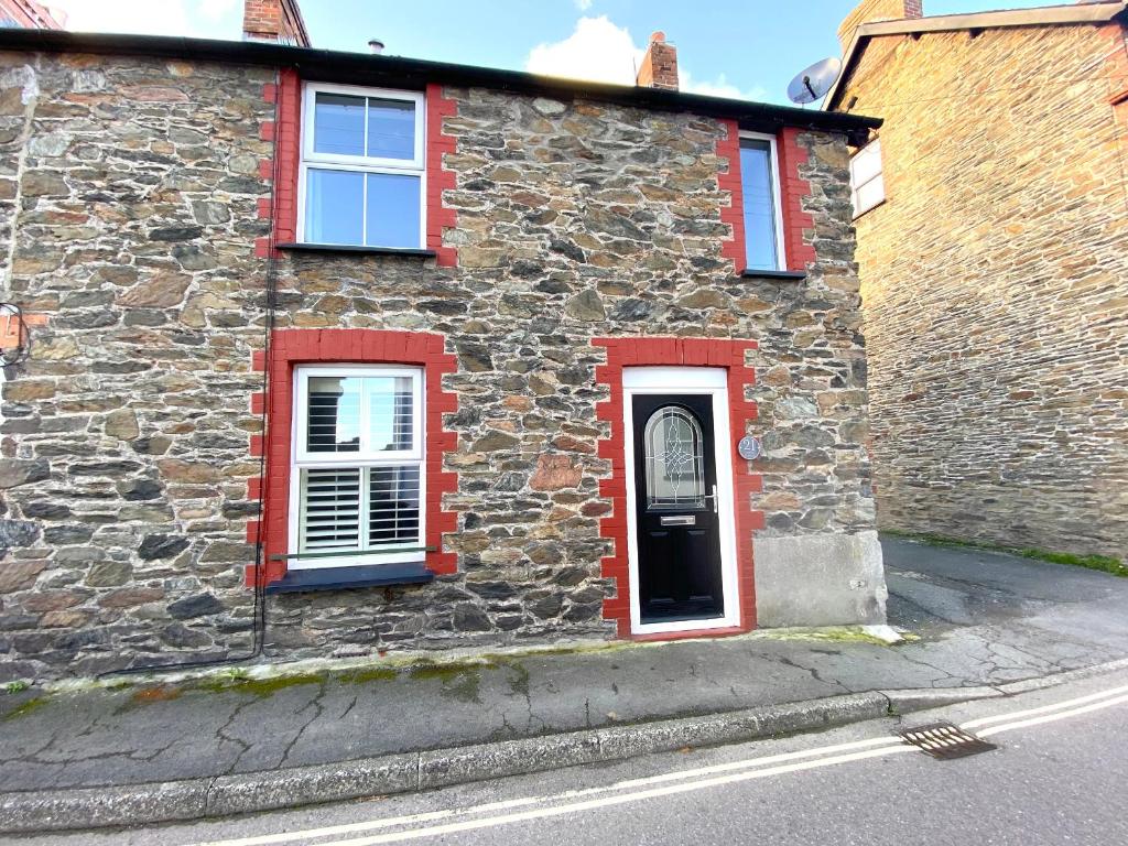 21 Cross Street