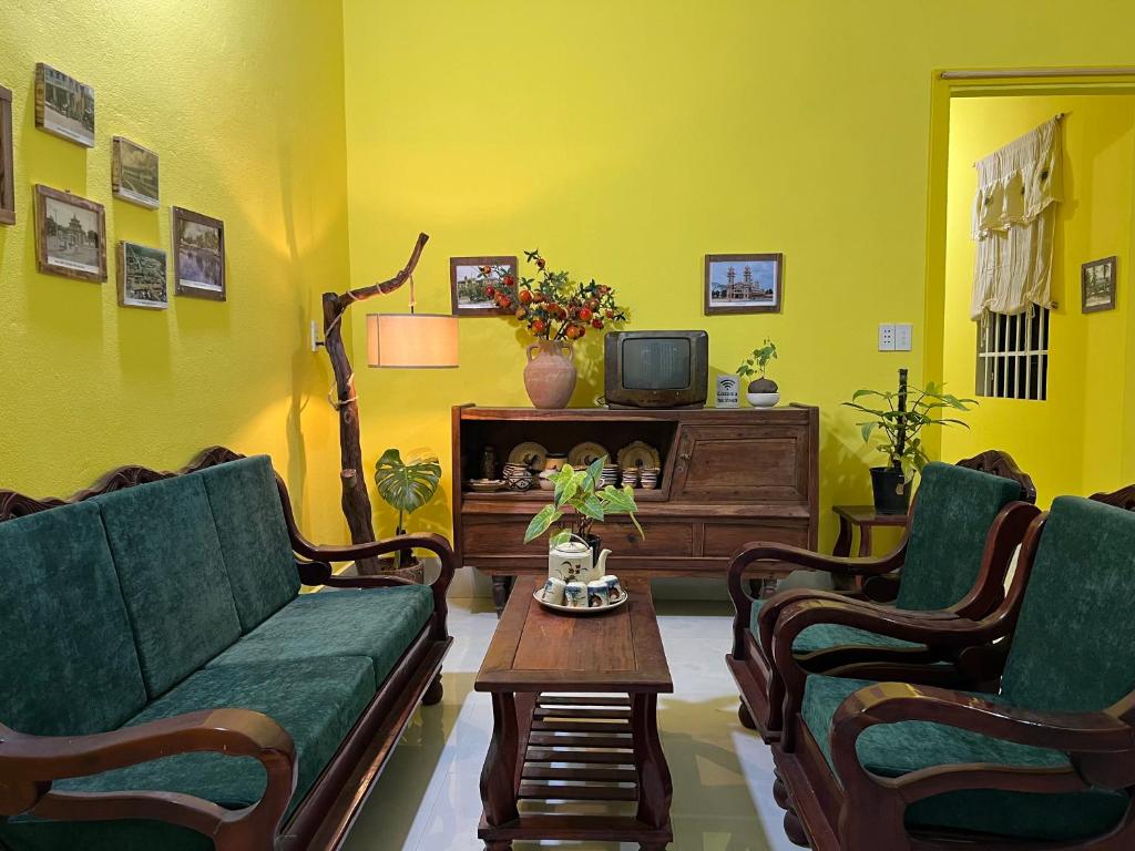 Lazánia homestay-CN Đất Thánh