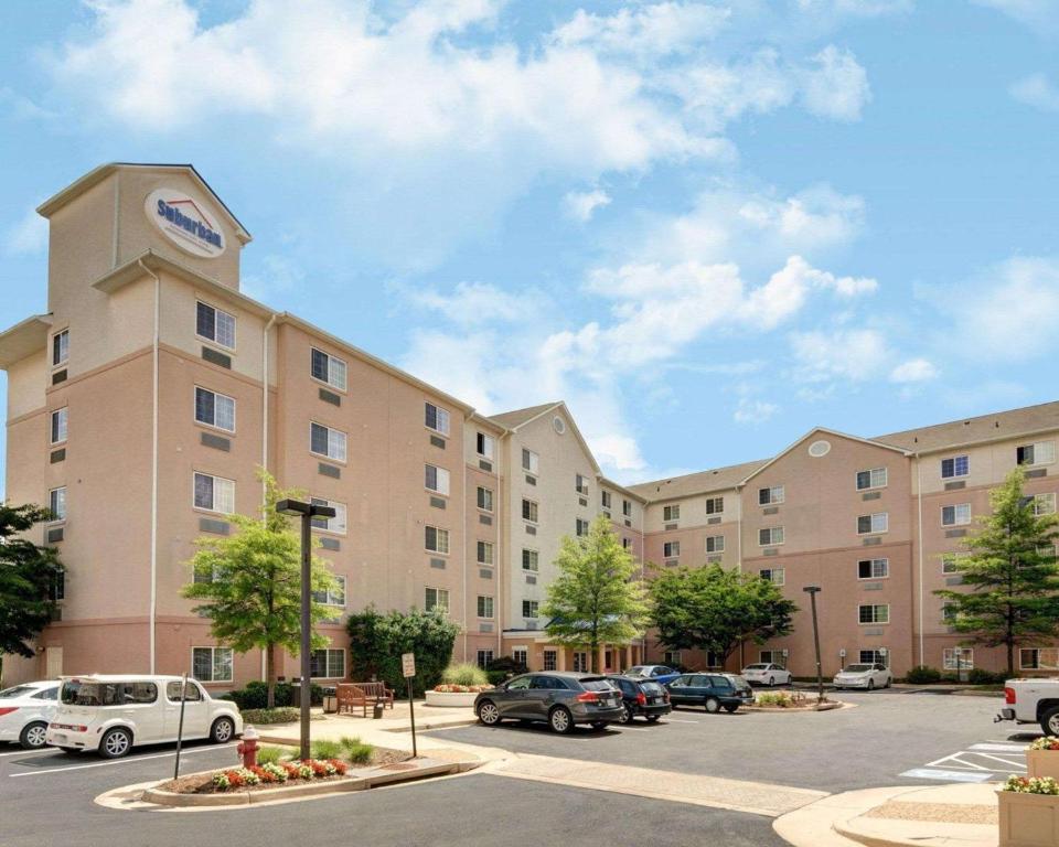 Suburban Studios Sterling - Washington Dulles