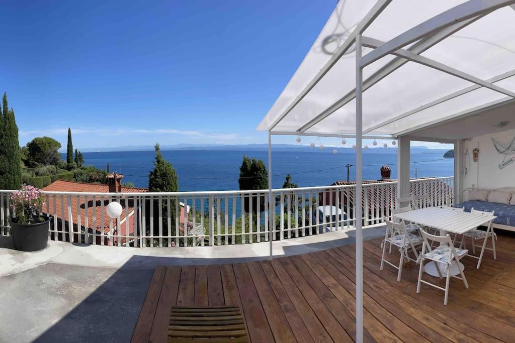 Sunrise SeaView Apartment Fiesa