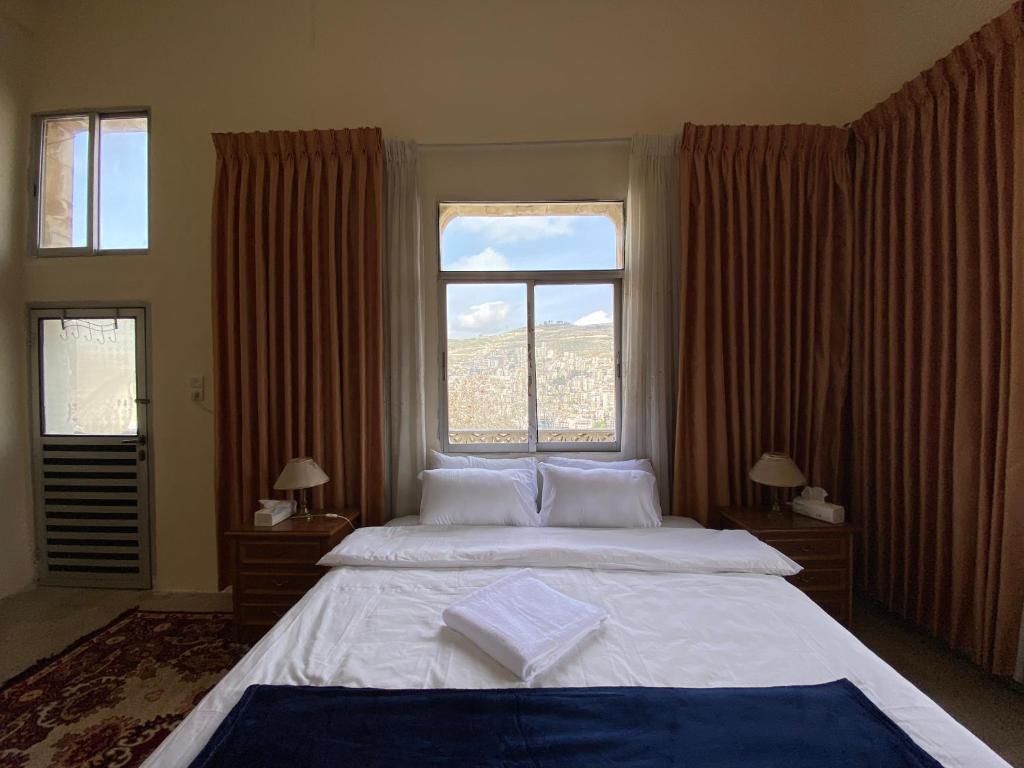 Hayat Guest House