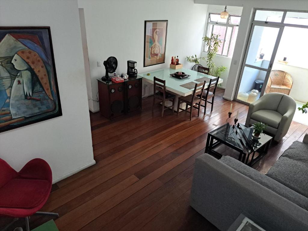 Quarto Familiar Aconchegante