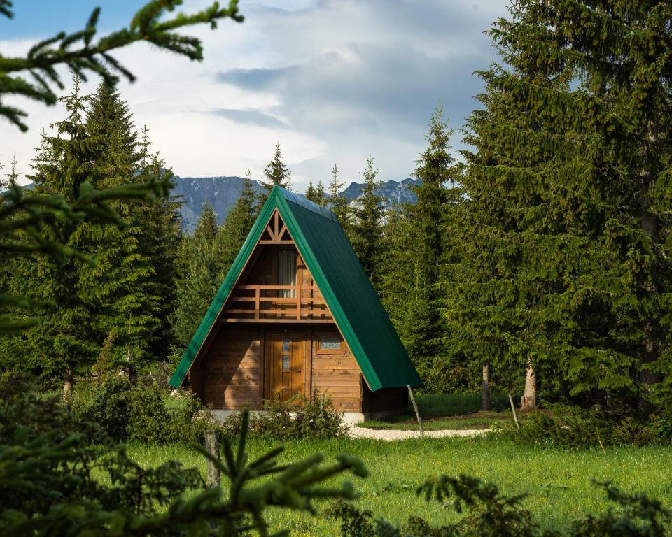 Mountain Houses Emilija