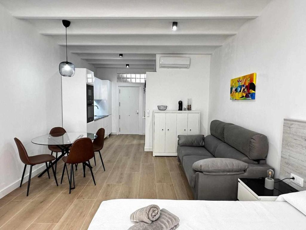 A H Rentals Picasso apartamento