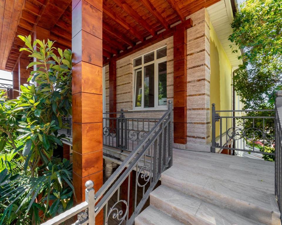 Sharden Boutique Hotel