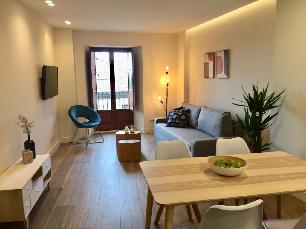 San Vicente Apartments
