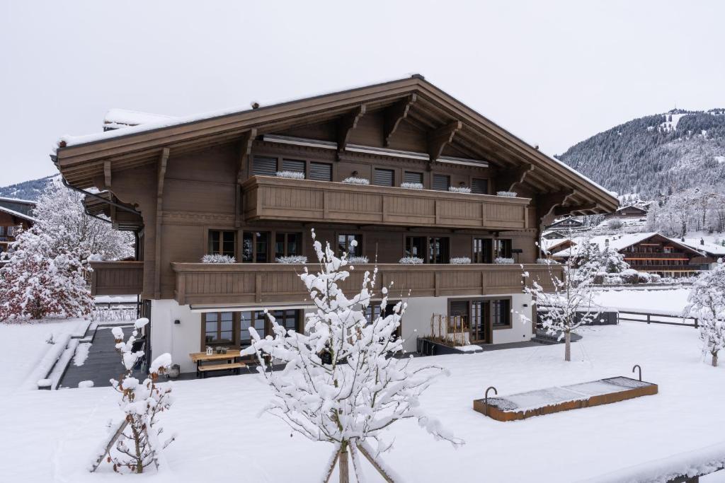 Swiss Hotel Apartments - Gstaad