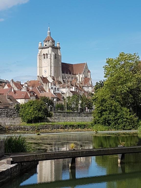 La place aux fleurs