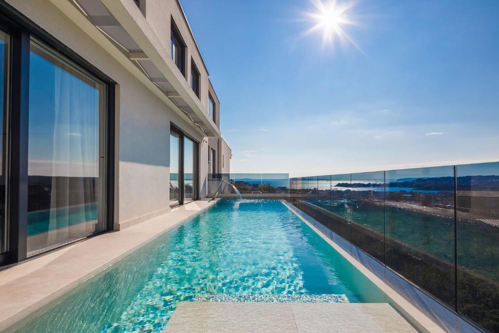 Villa Golden Hill with dream View prof Gym Wellness near Split