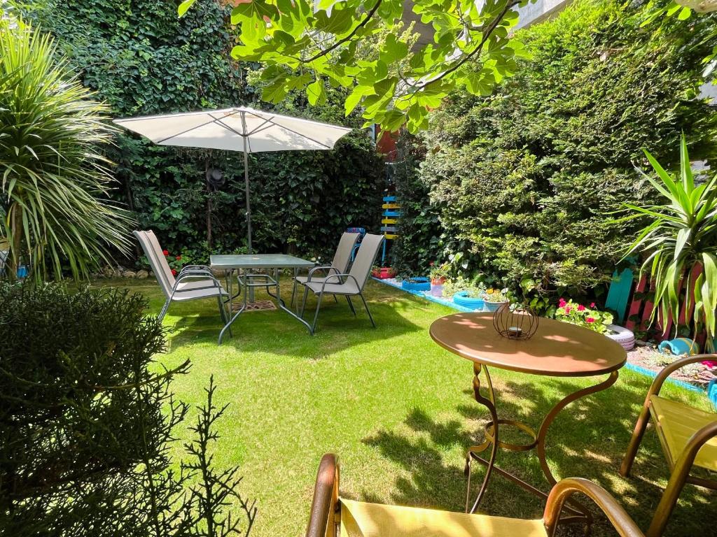 Electra Garden House