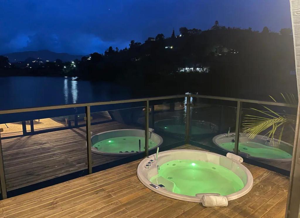 5CHALETS