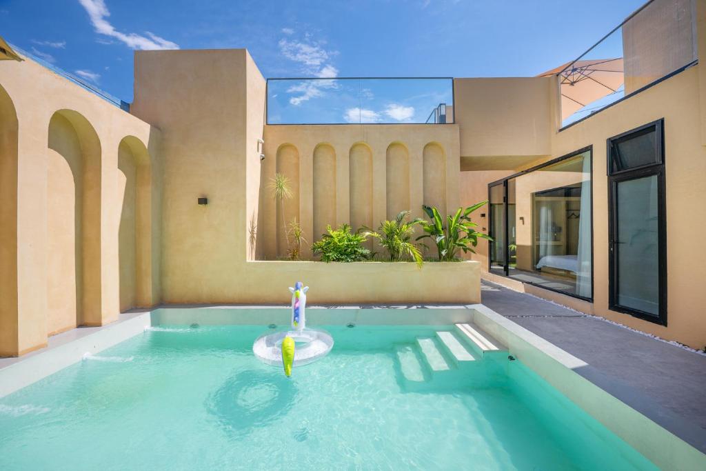 Enjoy Hot Spring Villa