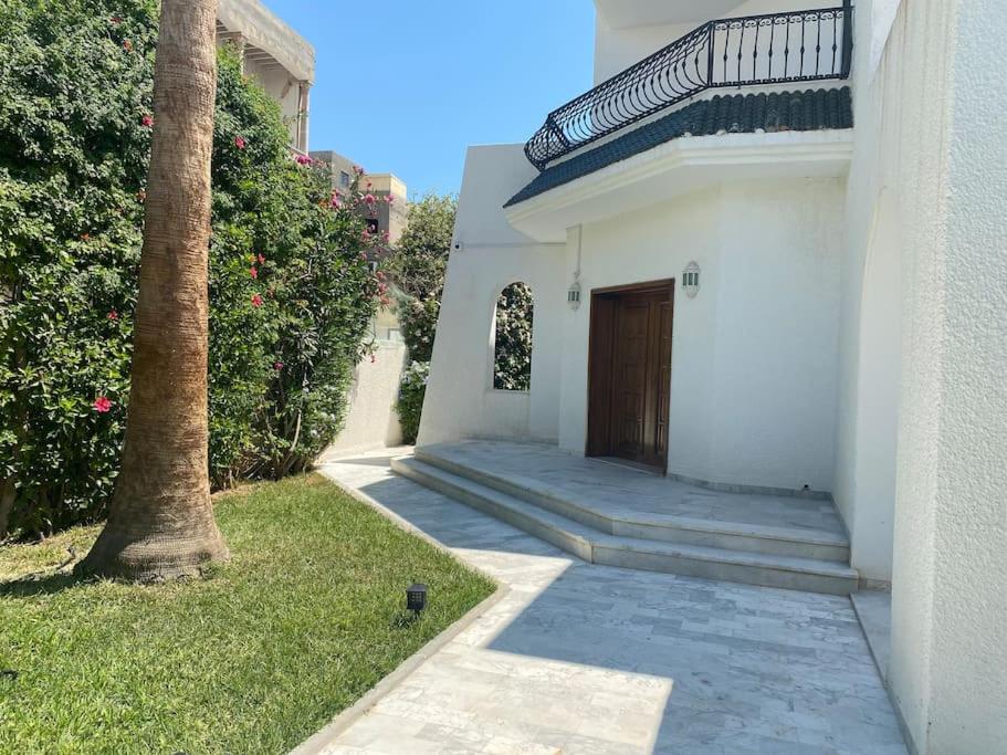 Villa de maitre magnifique, spacieuse avec jardin