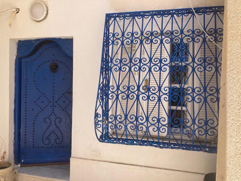 La Marsa Maison avec jardin, terrasse parking Wifi Illimité