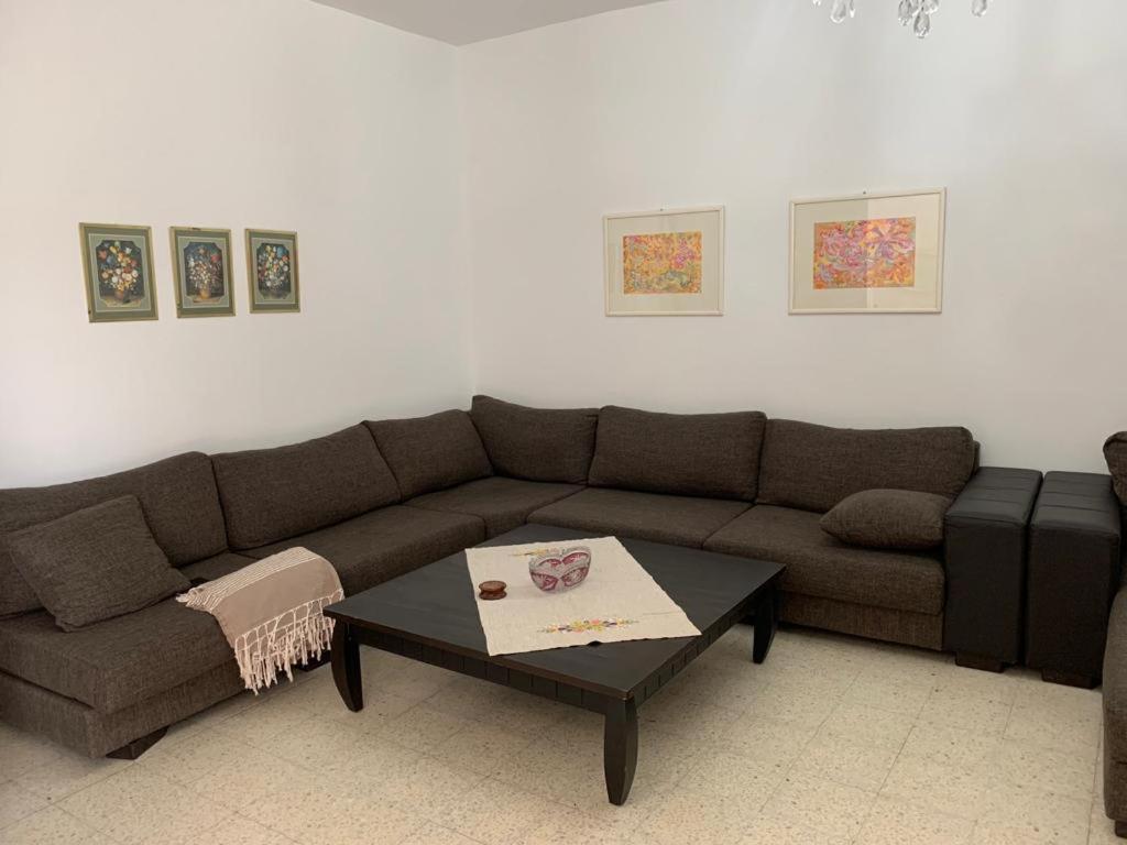 Bensassi Urban Escape Villa