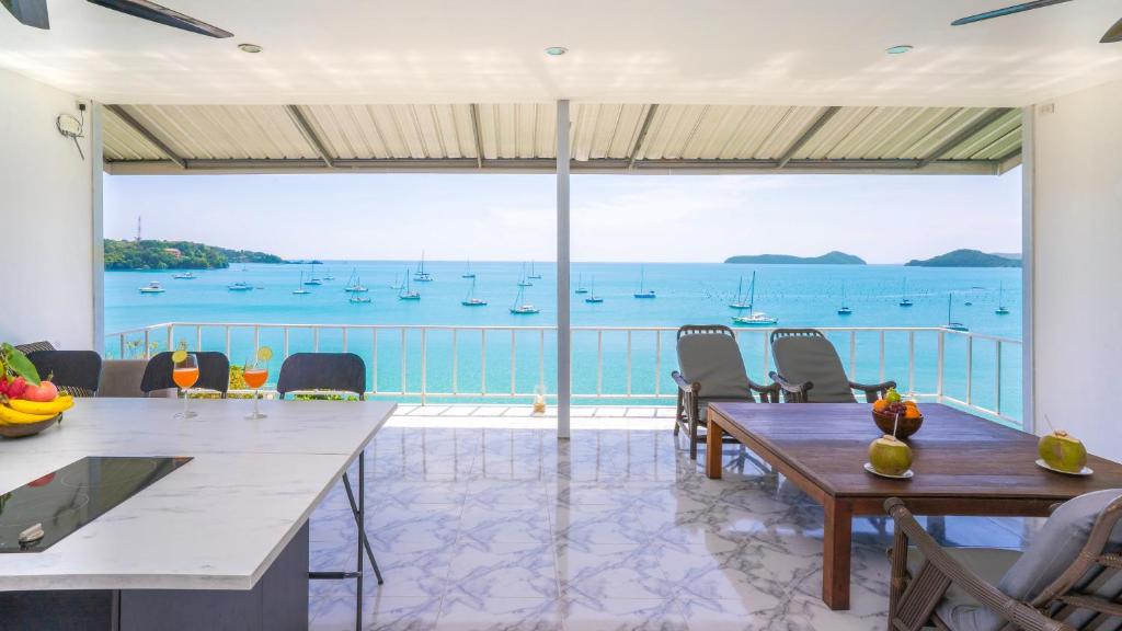 Phuket Beachside