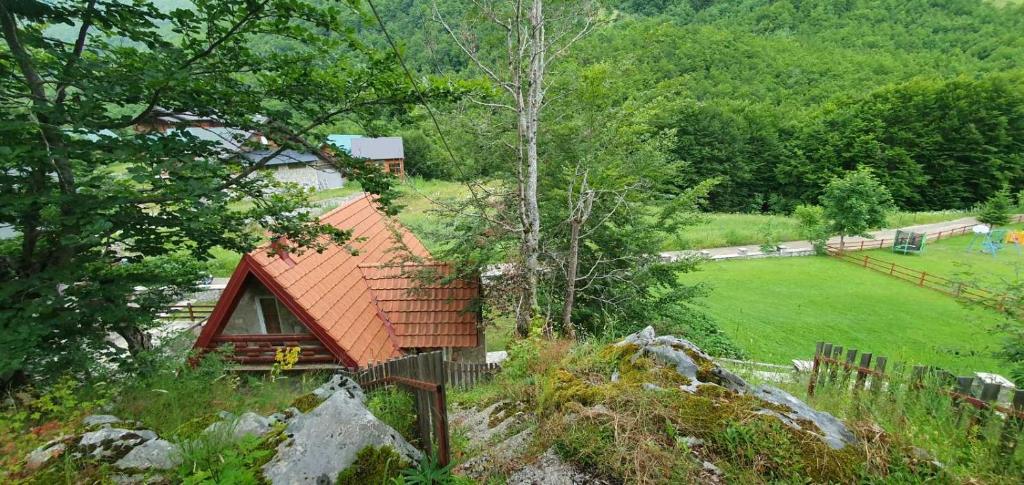 Guest house Crvenkapa