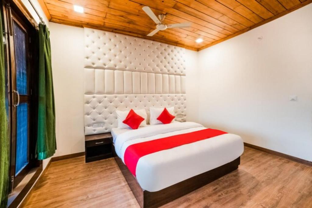 Goroomgo Blue Moon Resort Bhimtal