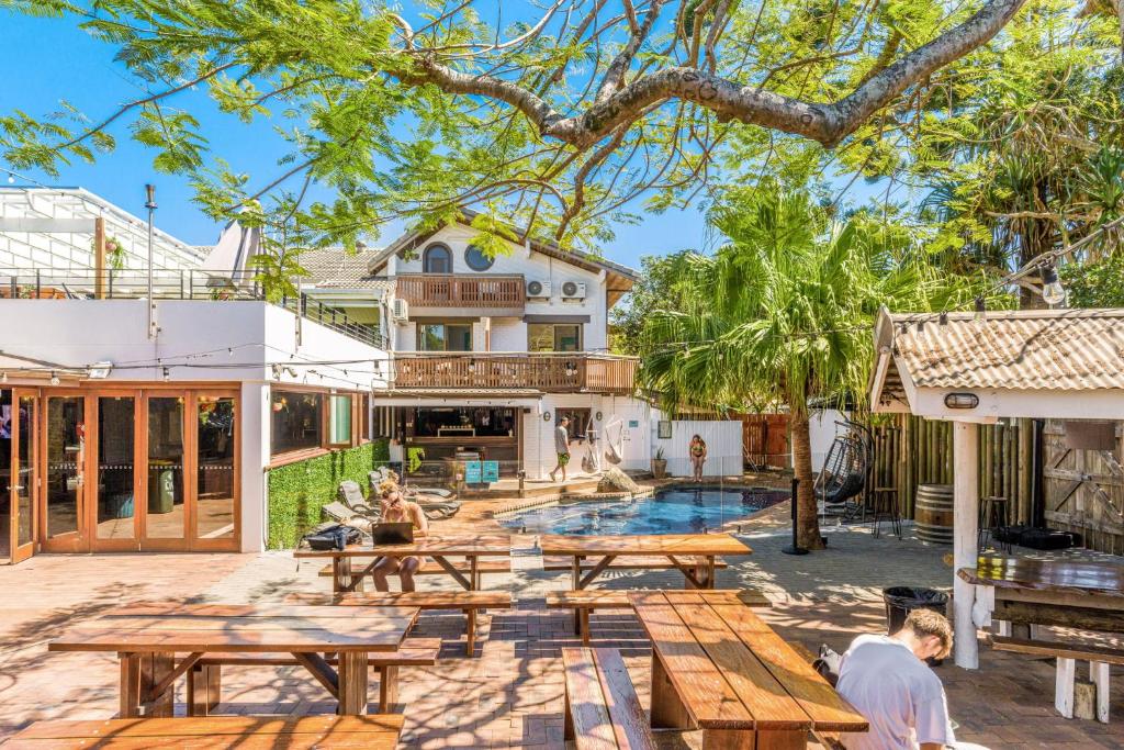 Aquarius Backpackers Resort