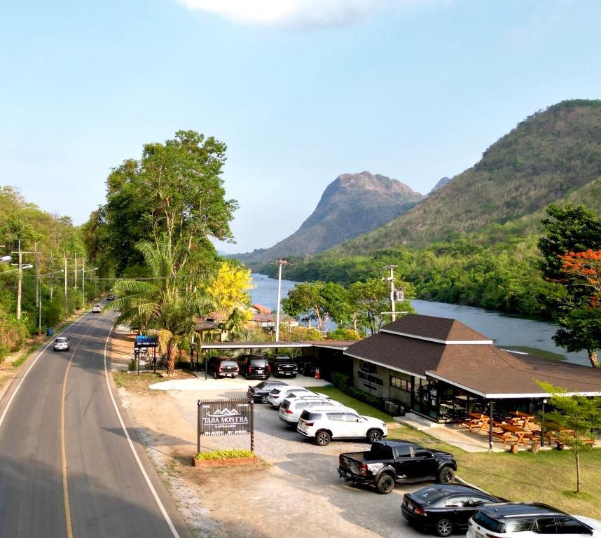 ธารามนตรา รีสอร์ท (Taramontra resort)